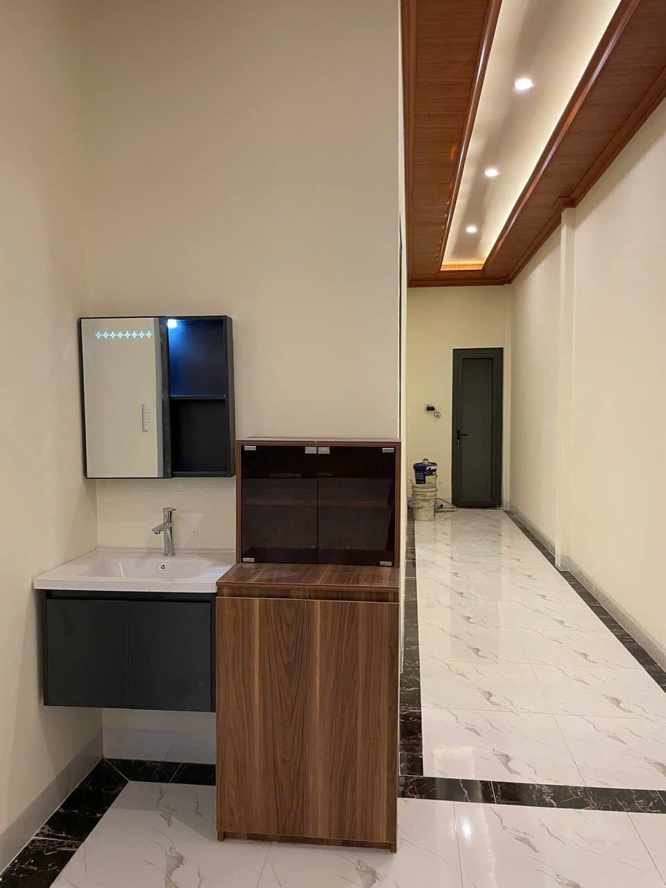 Nhà sát chợ Hưng Long cần đổi chủ, 54 m2 chỉ nhỉnh 850 triệu - Ảnh 3